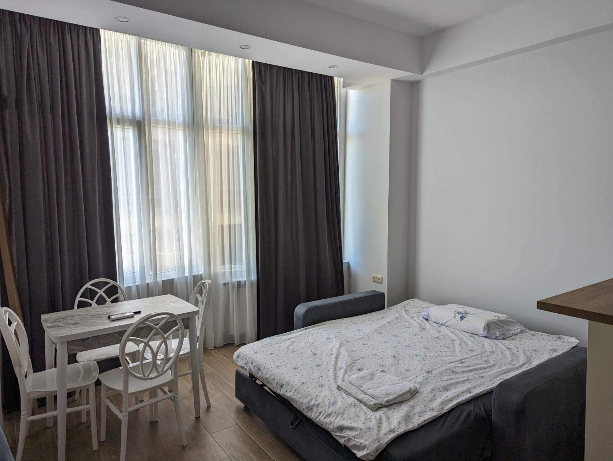 Brand New Apartment In Koetaisi Buitenkant foto